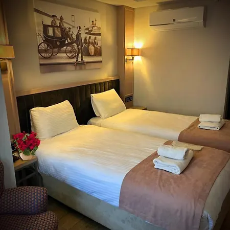 Diamond Down Town Hotel