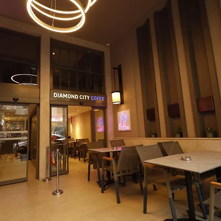 Diamond Down Town Hotel *