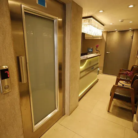 Diamond Down Town Hotel *