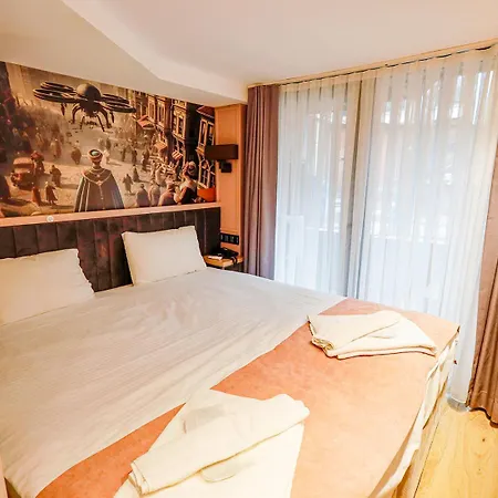 Diamond Down Town איסטמבול