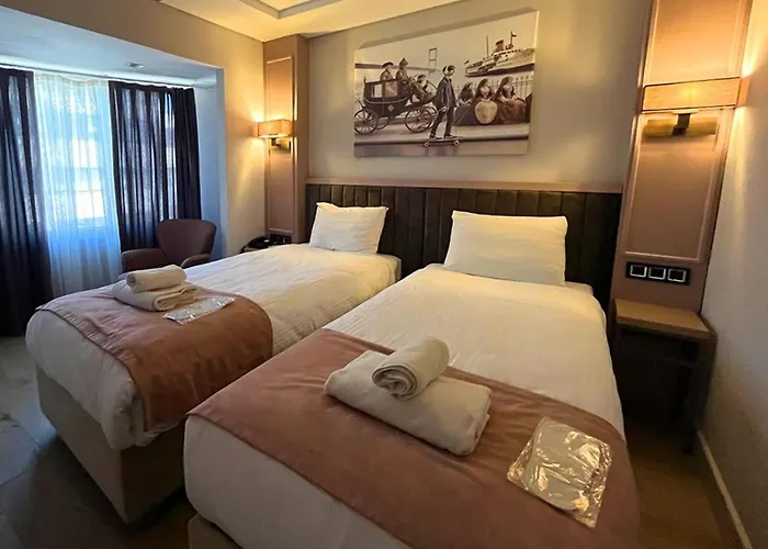 Diamond Down Town Hotell