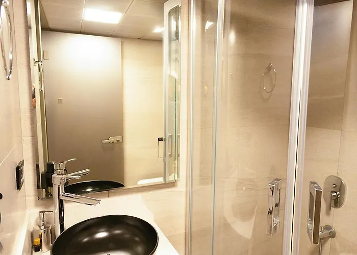 Hotell Diamond Down Town