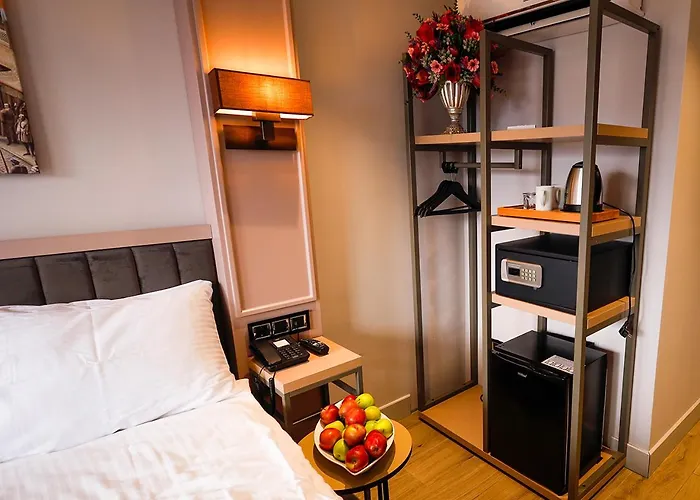 Hotell Diamond Down Town *